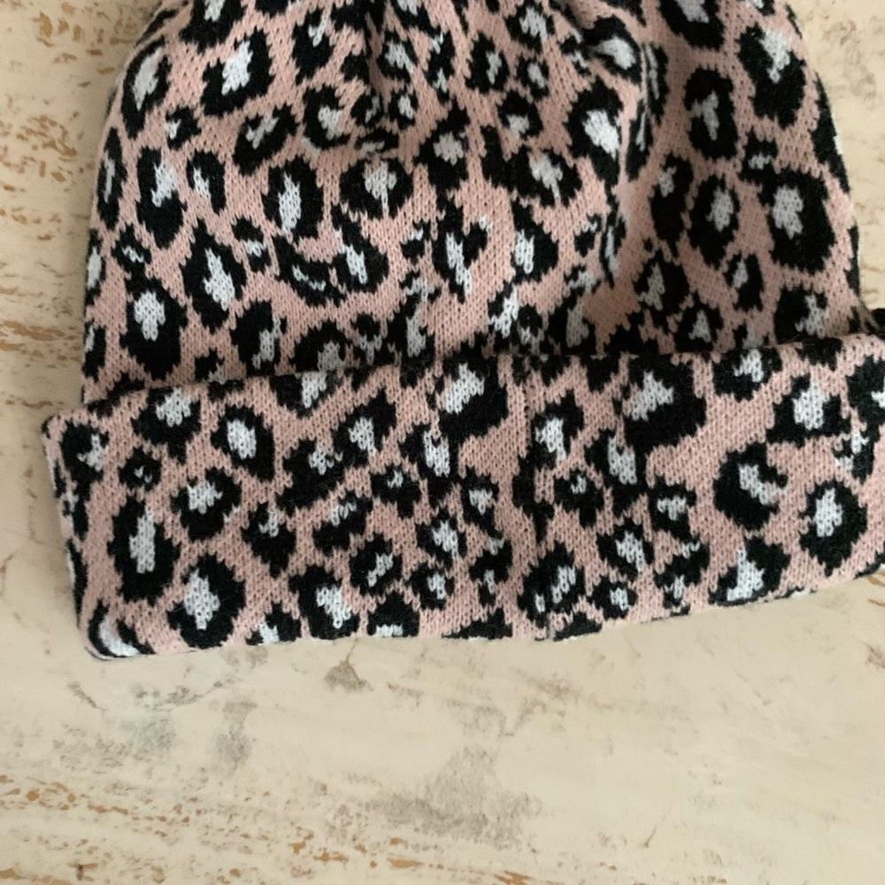 Pink leopard pom pom hat - Picture 4 of 7